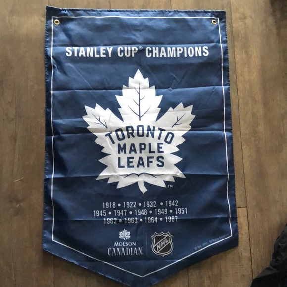 ✨FREE✨ Toronto Maple Leafs Banner